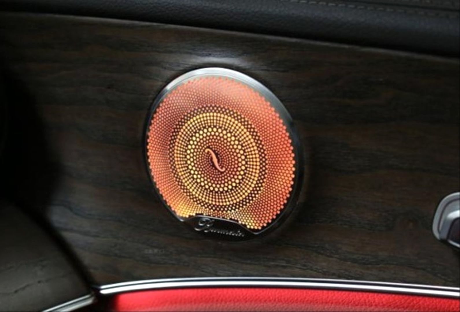 Mercedes W213 Uyumlu Hoparlör Aydınlatma (Ambians) 64 Renk