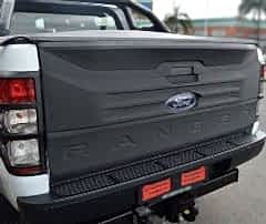 Ford Ranger Uyumlu T7 Bagaj Kapağı Kaplama Ranger Yazılı Mat Siyah